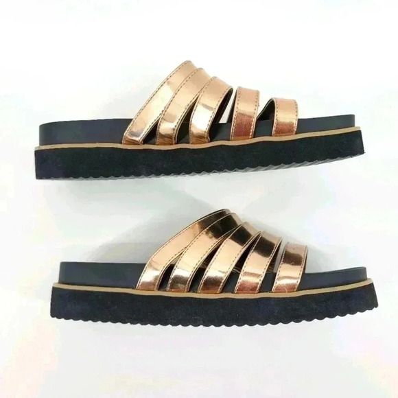 FOREVER  21 SANDALS - Picture 4 of 4